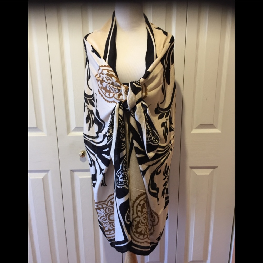 Fabulous and Versatile Soft Rayon Wrap/Scarf - Picture 5 of 6